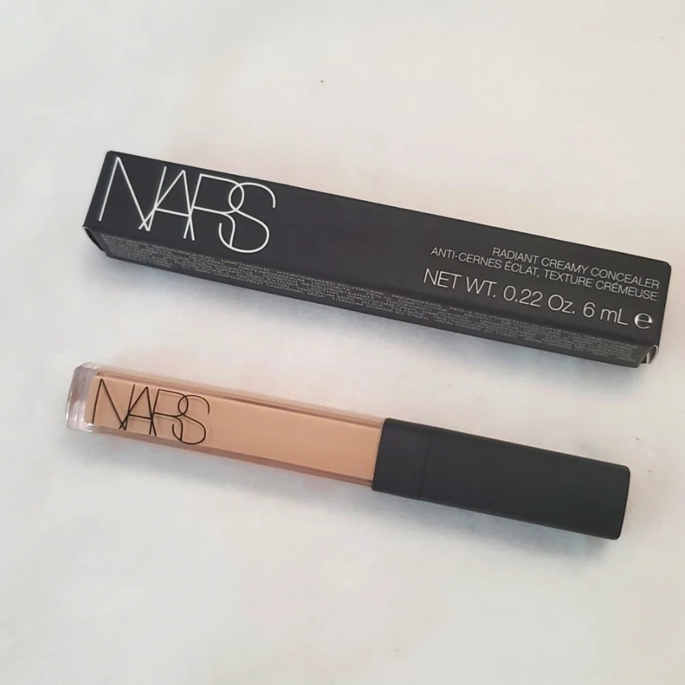 NIB NARS Radiant Creamy Concealer Full size in Light 2.4 Cafe Au Lait